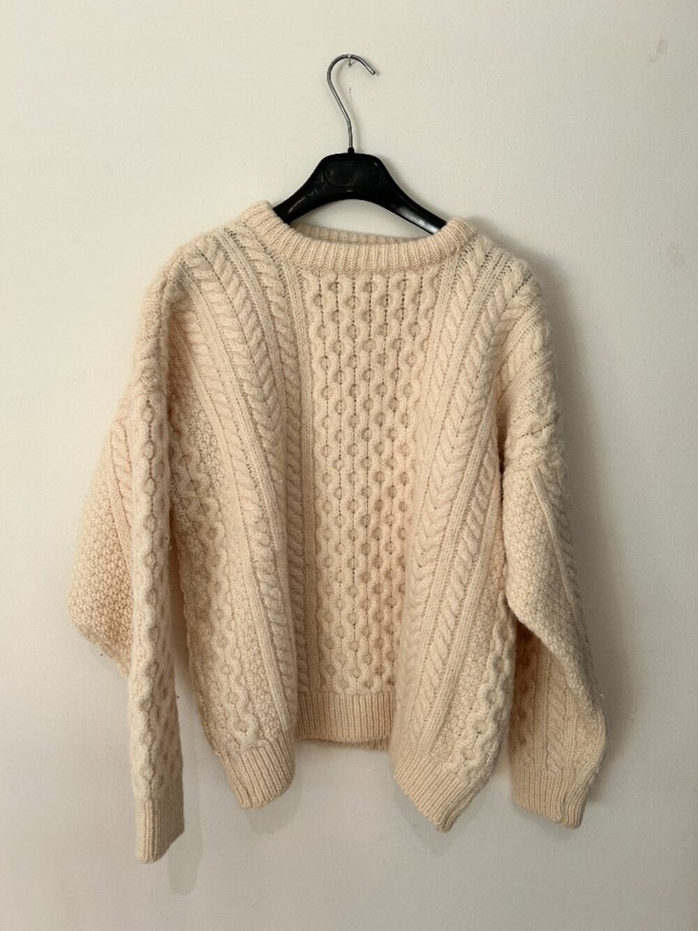 Vintage TC'S TRADITIONAL IRISH Cable Knit Wool Sweater Cream Aran Crewneck L